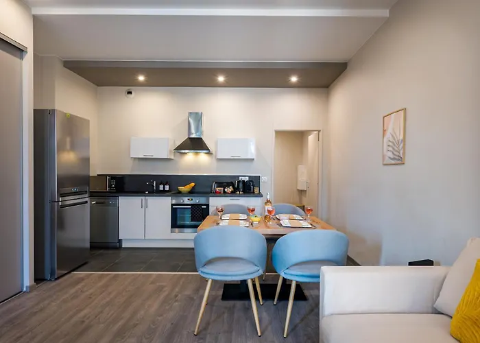 Wi-fi - Netflix - Spacieux - Centre-ville - Casa Serenia דירה מונטובן