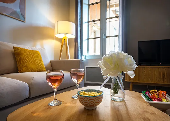 Wi-fi - Netflix - Spacieux - Centre-ville - Casa Serenia דירה מונטובן